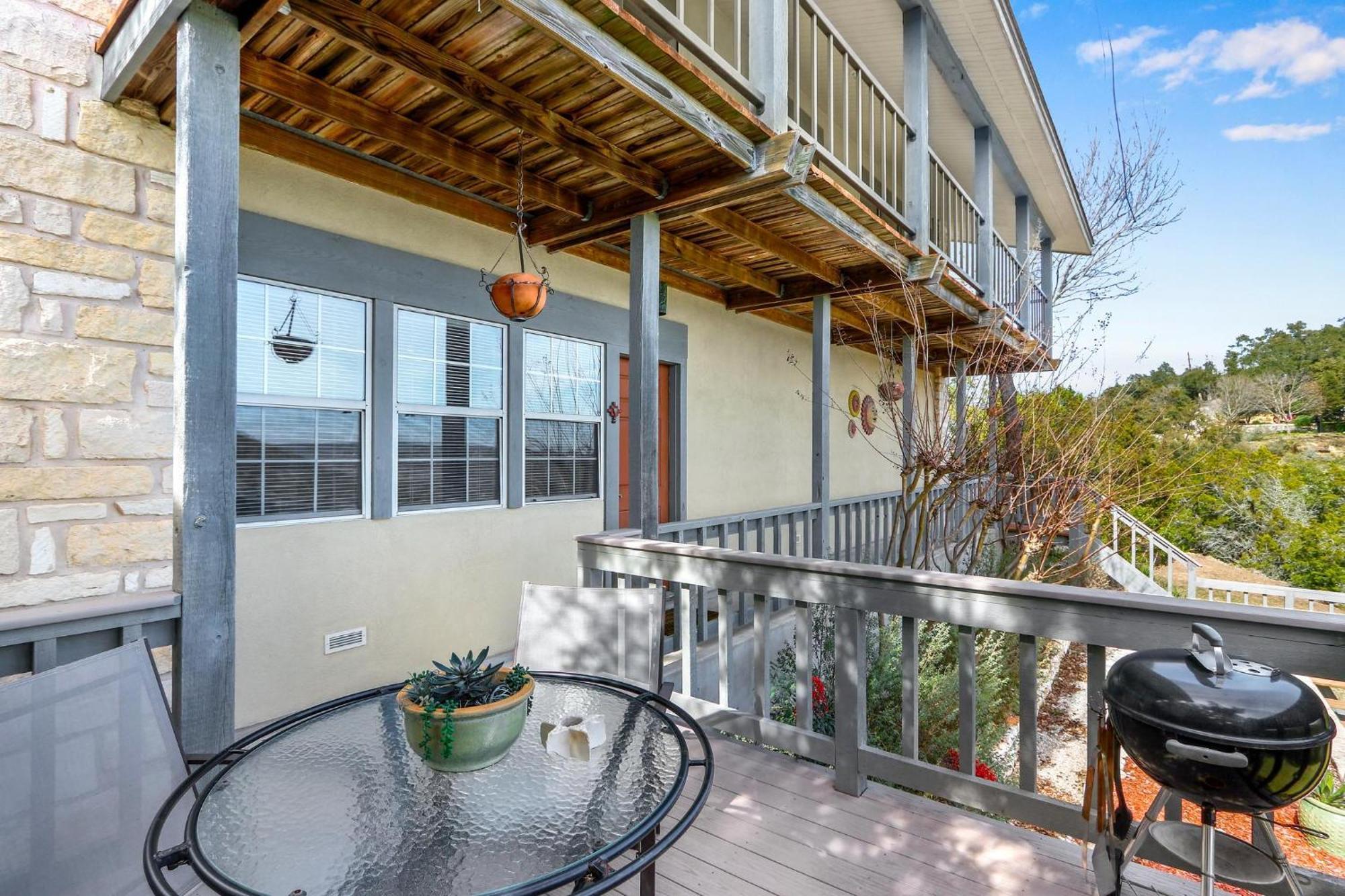 White Buffalo - Room With A View Wimberley Exterior photo